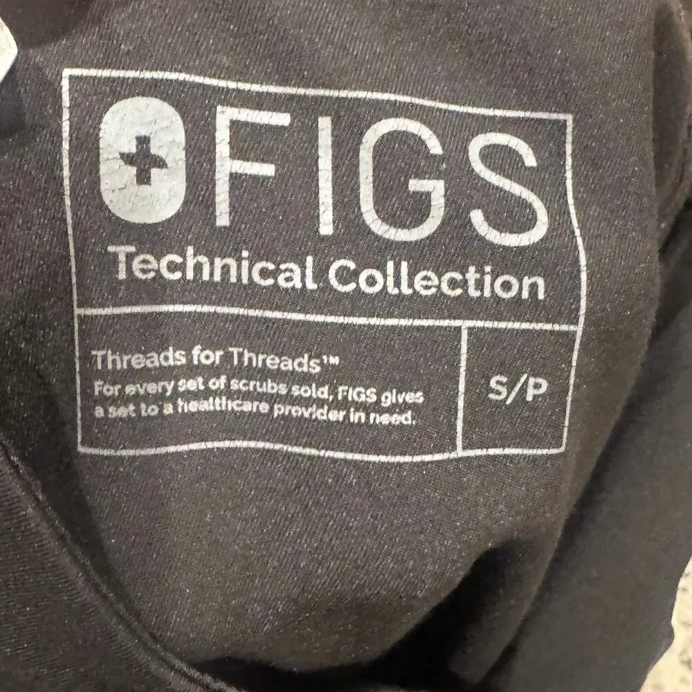 Figs Women's Kade Black Cargo Scrub Jogger Pants™ Size S - Picture 10 of 11